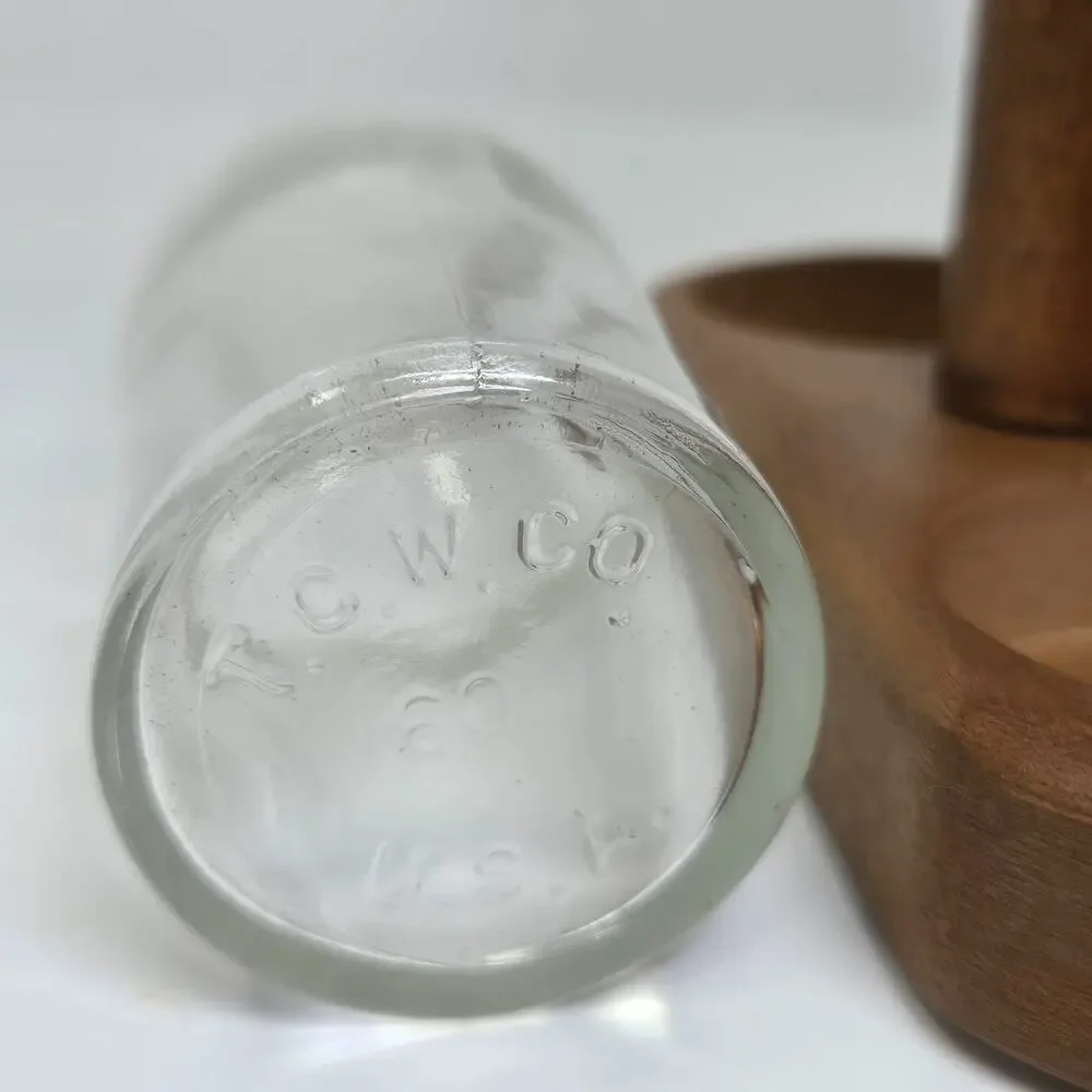 US Plywood Corp Clear Glass Salt and Pepper Shakers Wood Stand Cruet Set Unused